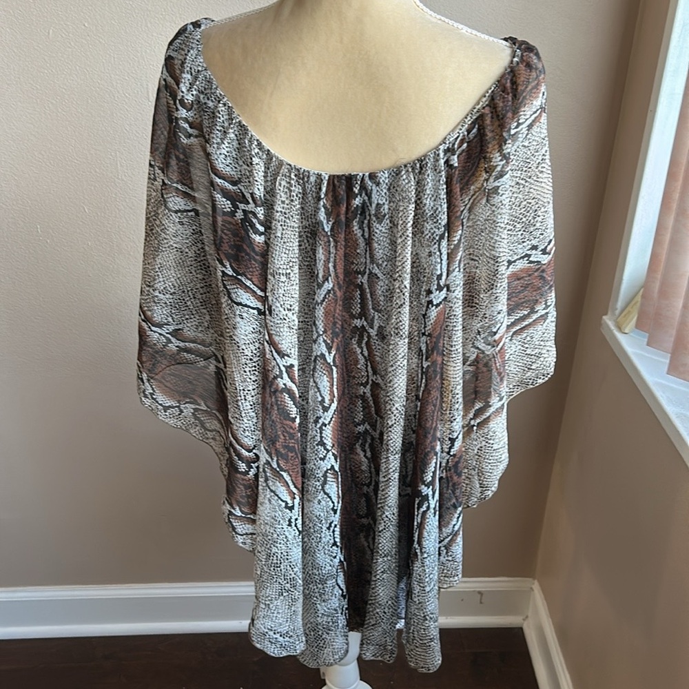 Angie Womens Twofer Top Animal Print Sz M ST2125 New - Picture 3 of 5
